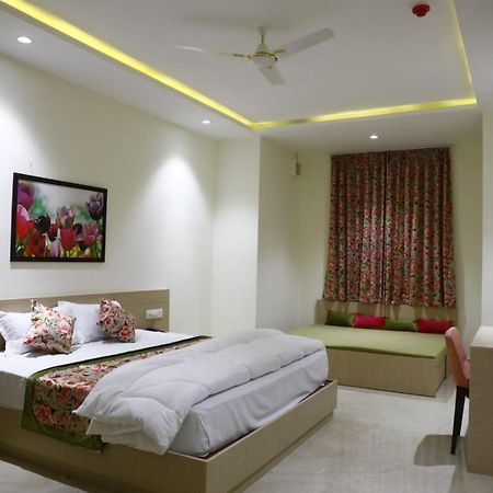 Hotel Grand Vasaante بهيلوارة المظهر الخارجي الصورة